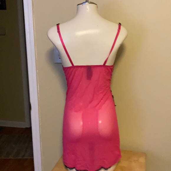 Nighty - Picture 2 of 2